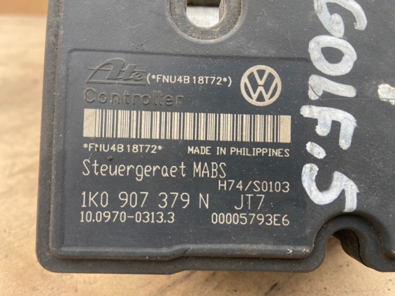 Блок ABS Volkswagen Golf 2003-2010 1K1