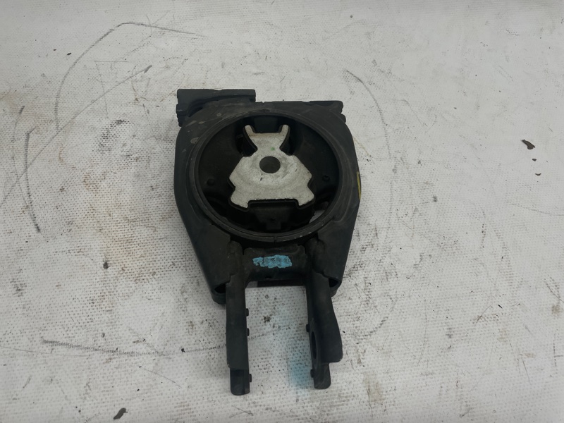 Подушка двигателя Mazda CX-30 2020