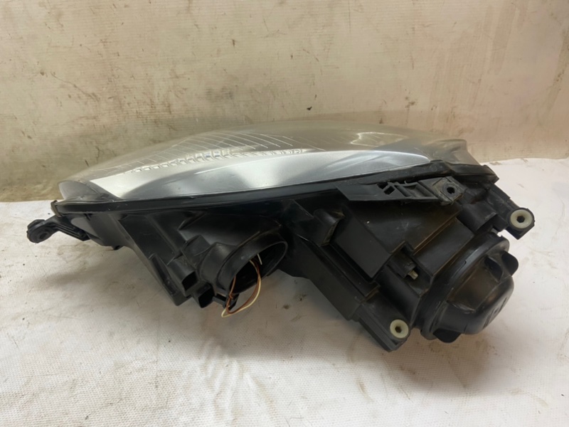 Фара Volkswagen Golf 2003-2010 1K1