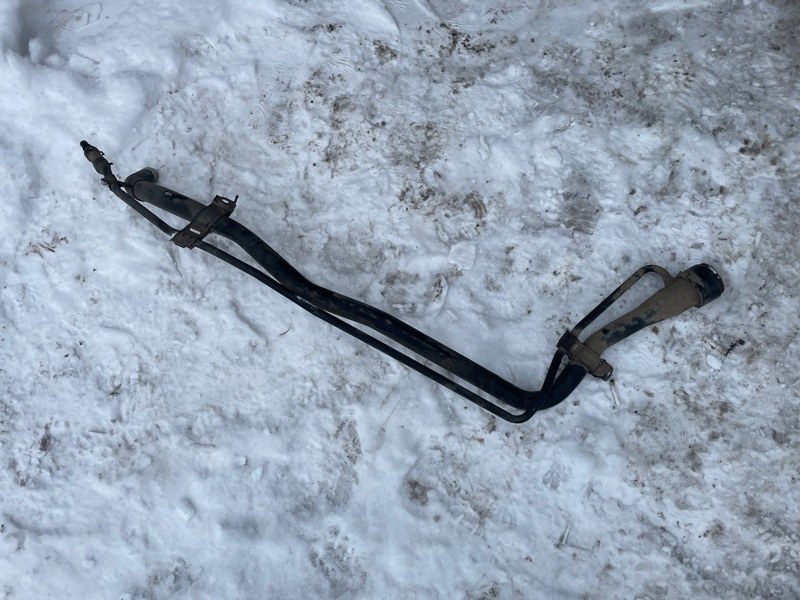 Горловина топливного бака Toyota Land Cruiser 200 2008 Внедорожник