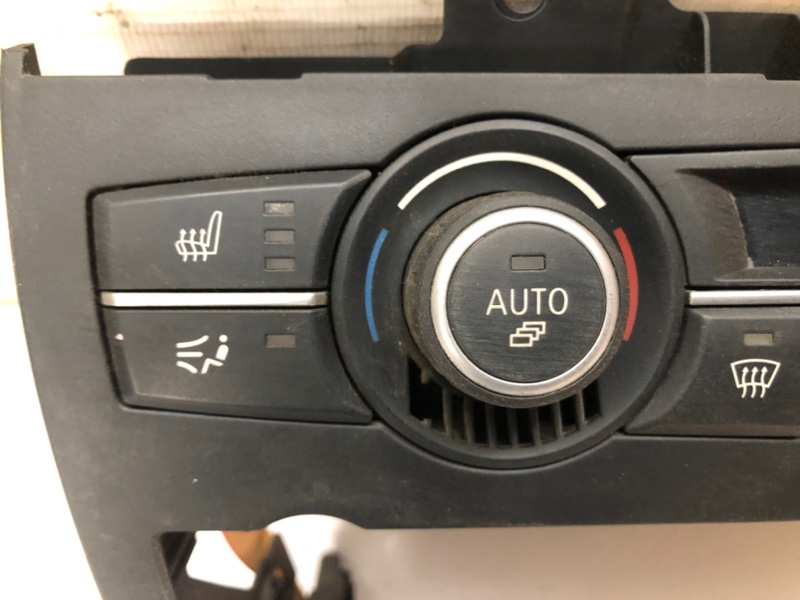 Блок управления климатом BMW X5 2007 E70