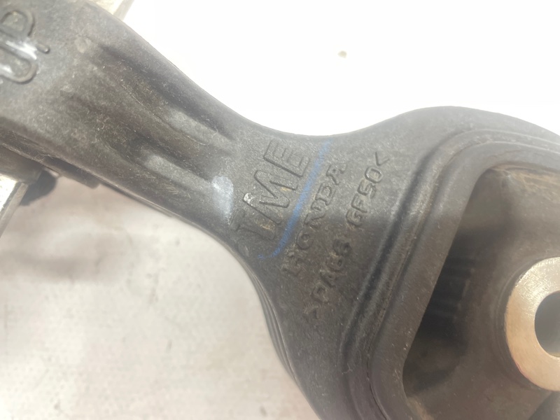 Подушка двигателя Honda CR-V RT, RW