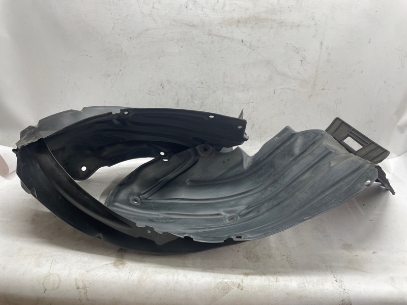 Подкрылок Mazda Mazda 3 2015 BM