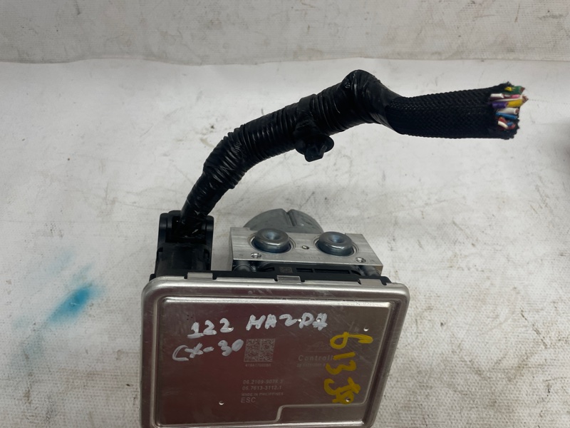 Блок ABS Mazda CX-30 2020