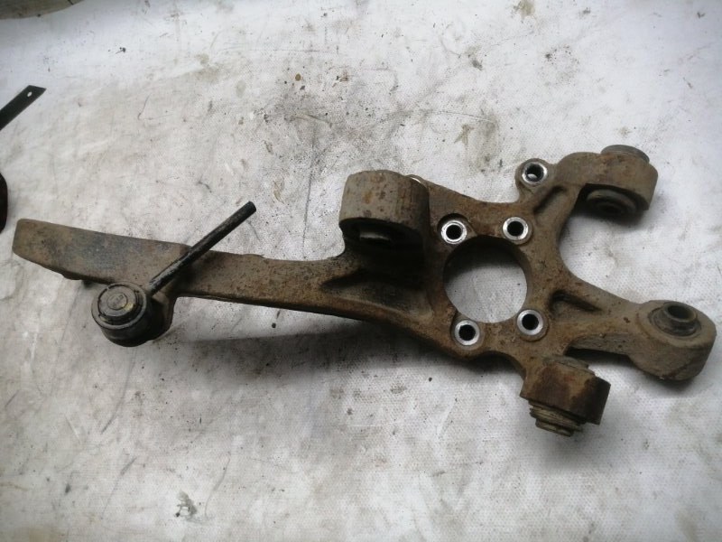 Кулак поворотный Chevrolet Epica 2007 V250