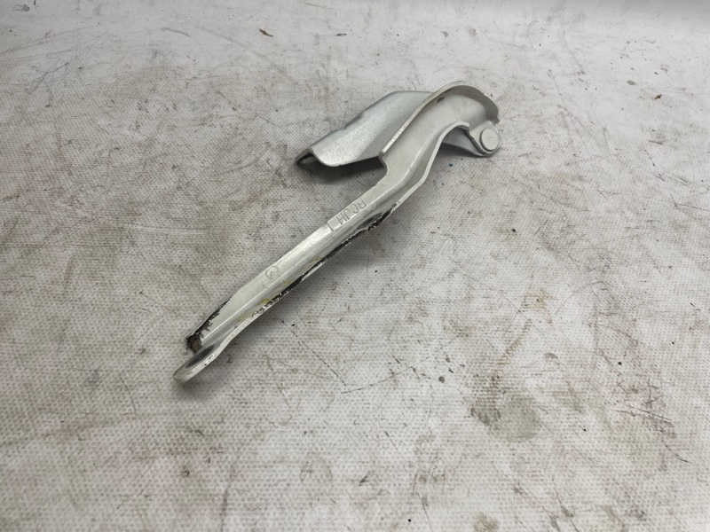 Петля капота Mazda Mazda 3 2020 BP