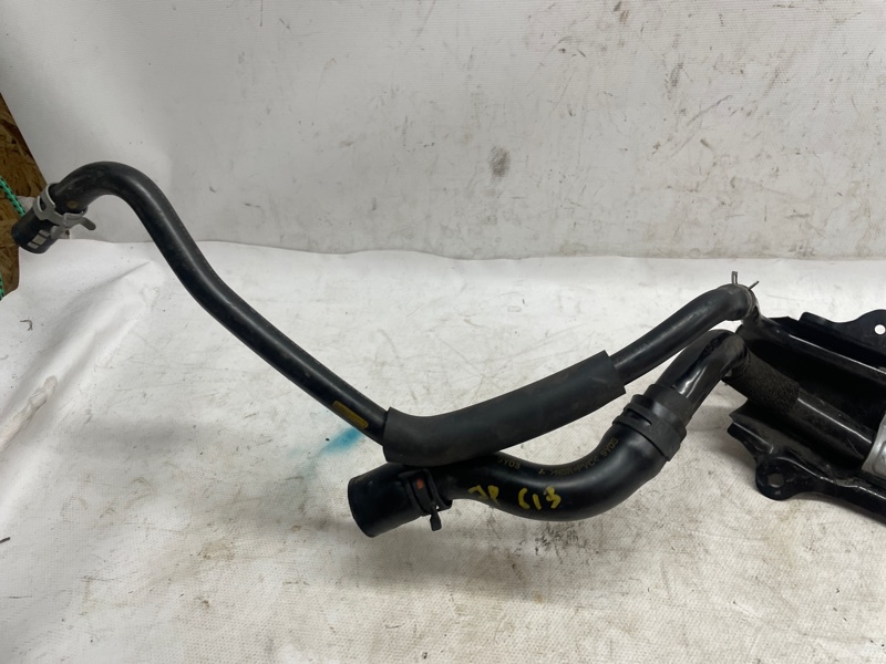 Горловина топливного бака Mazda CX-30 2020