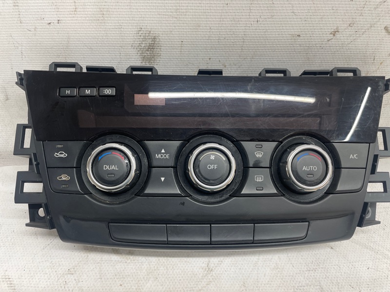 Блок управления климатом Mazda Mazda 6 2015 GJ