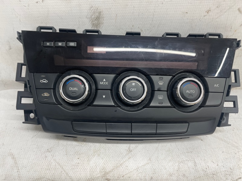 Блок управления климатом Mazda Mazda 6 2015 GJ