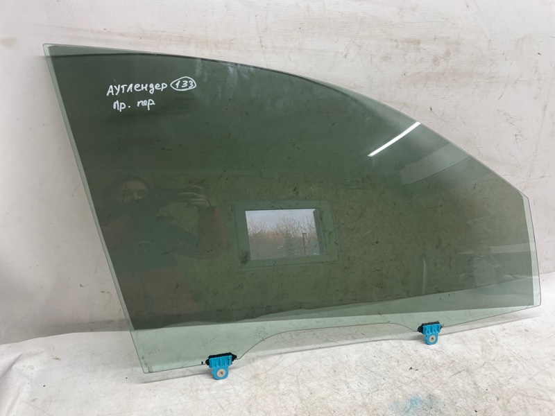 Стекло двери Mitsubishi Outlander 2021 GF8W