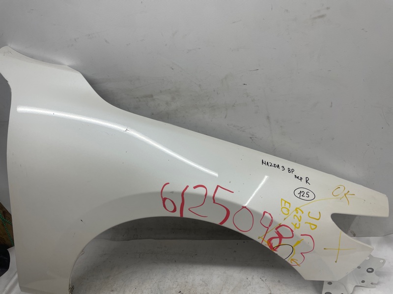 Крыло Mazda Mazda 3 2020 BP