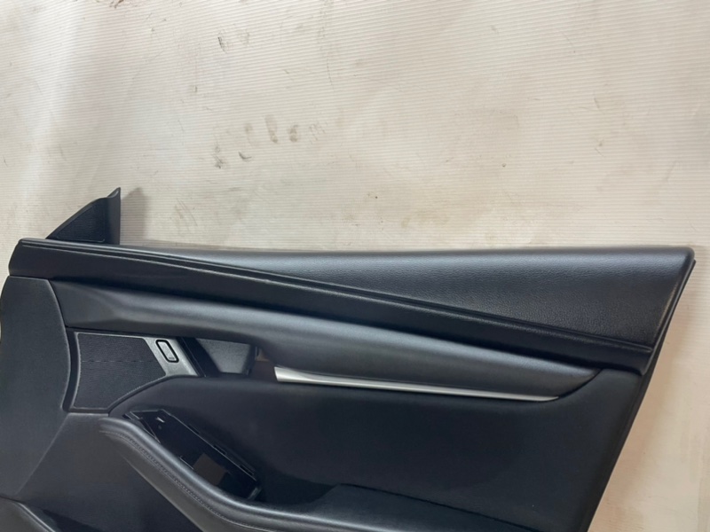 Обшивка двери Mazda Mazda 3 2020 BP