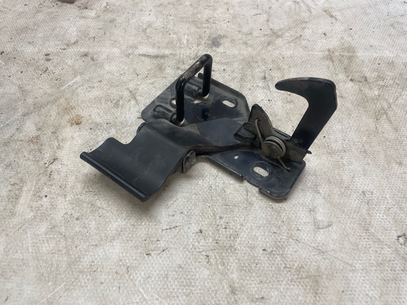 Замок капота Volkswagen Touareg 2003 7L