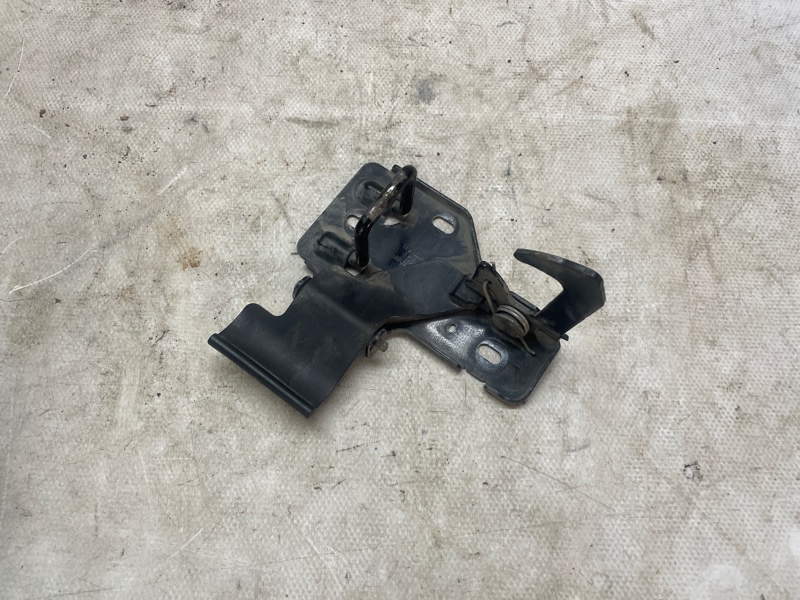 Замок капота Volkswagen Touareg 2003 7L