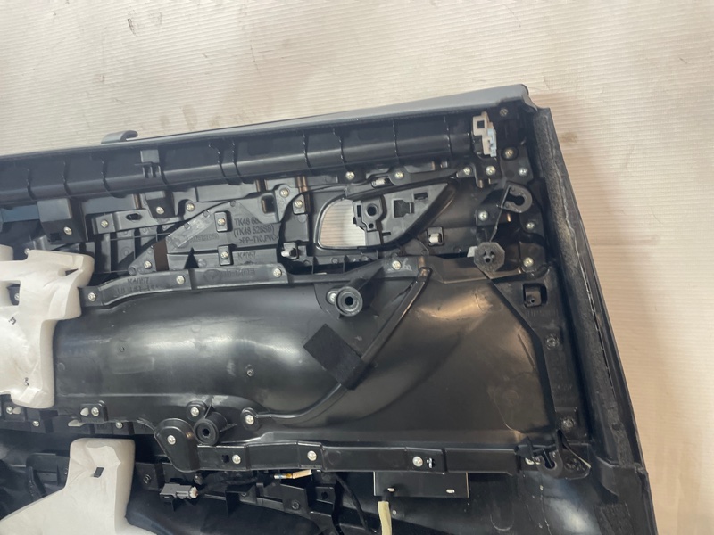 Обшивка двери Mazda CX-9 TC
