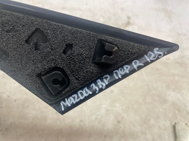 Крышка зеркала внутренняя Mazda Mazda 3 2020 BP