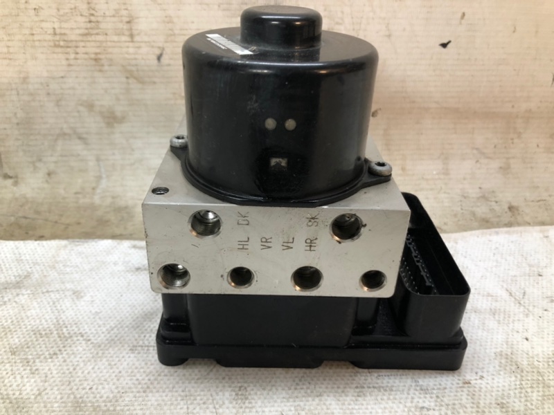 Блок ABS Volkswagen Touareg 2003 7L