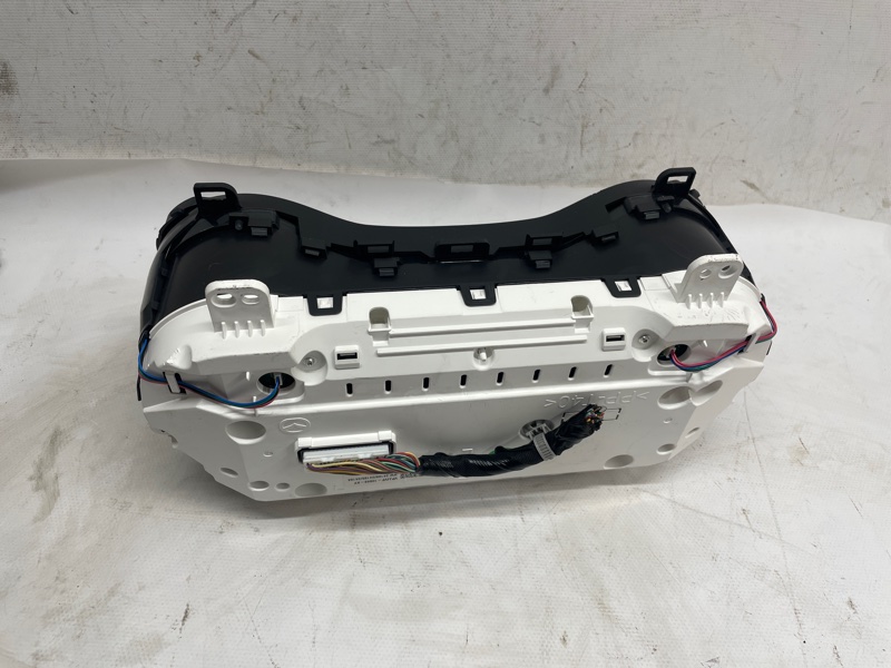 Панель приборов Mazda Mazda 3 2020 BP