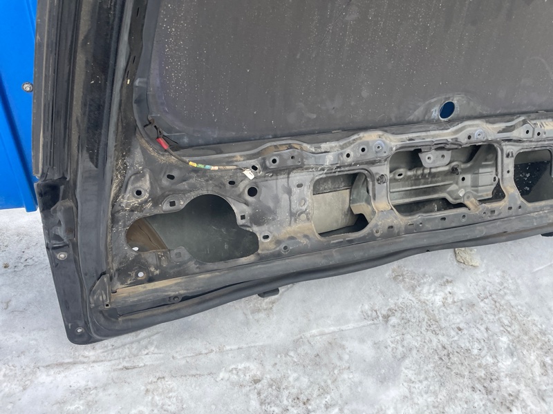 Крышка багажника Toyota Land Cruiser 200 2008 Внедорожник