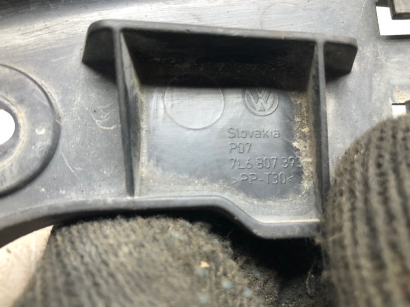 Кронштейн бампера Volkswagen Touareg 2003 7L