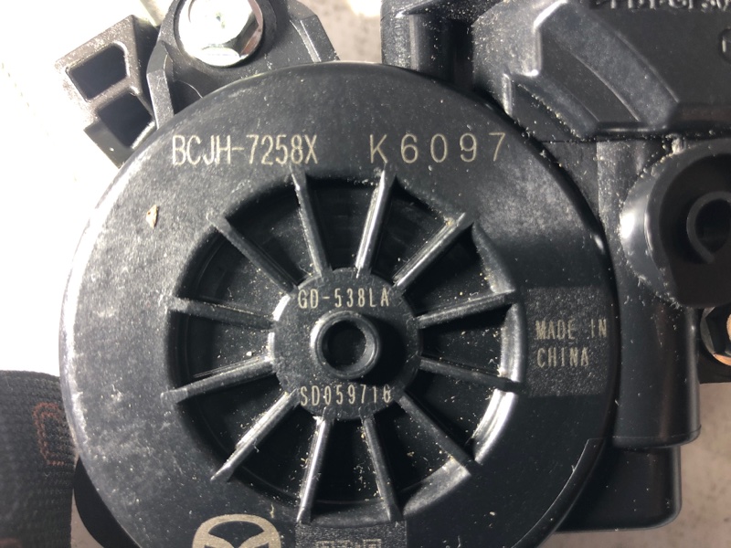Стеклоподъемник Mazda Mazda 3 2020 BP