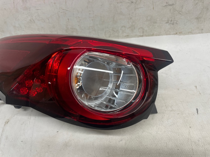 Фонарь Mazda CX-9 TC