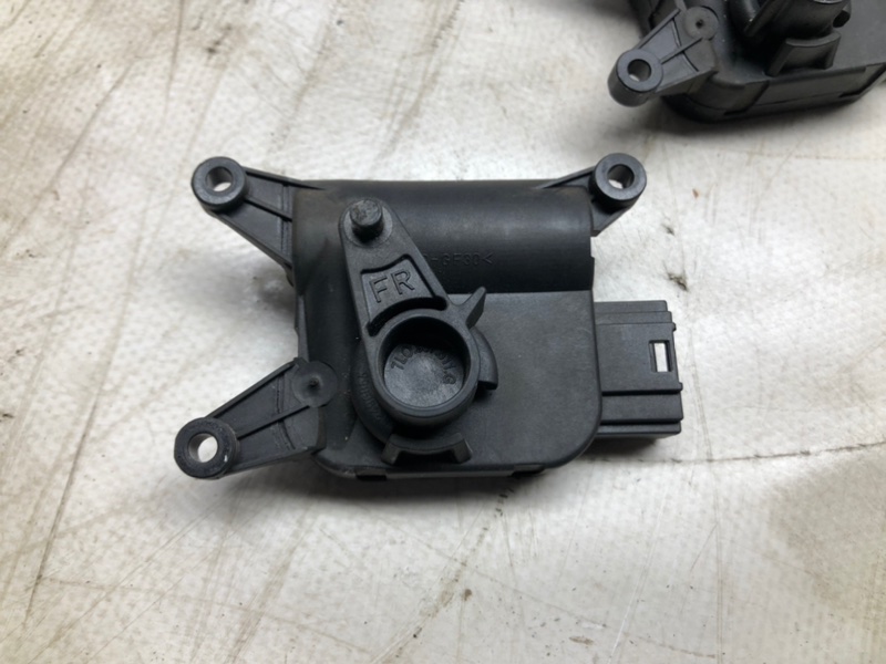 Сервопривод печки Volkswagen Touareg 2003 7L