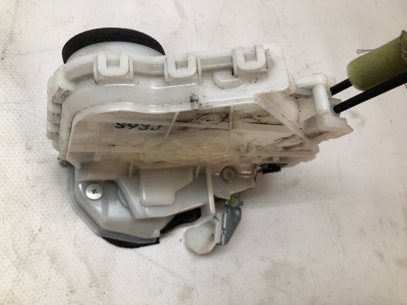 Замок двери Mazda CX-30 2020