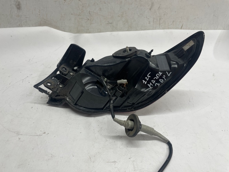 Фонарь Mazda Mazda 3 2020 BP
