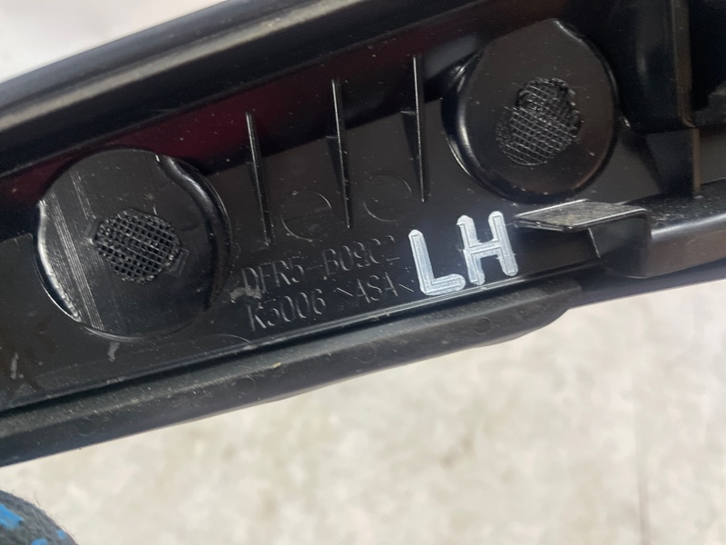 Накладка багажника Mazda CX-30 2020