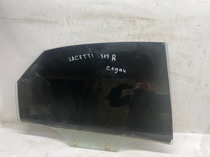 Стекло двери Chevrolet Lacetti 2004-2012 J200