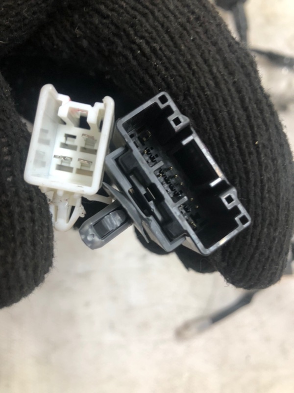 Проводка бампера Mazda CX-30 2020