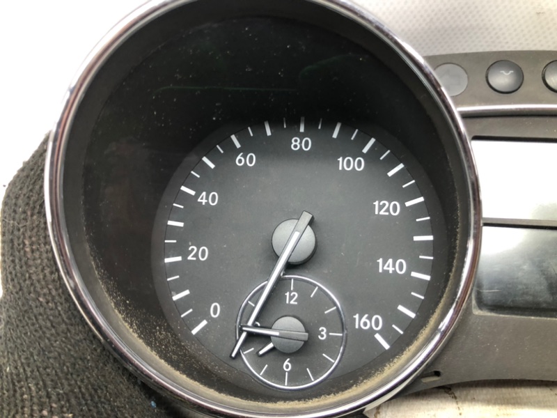 Панель приборов Mercedes-Benz R-Class 2006 R 350