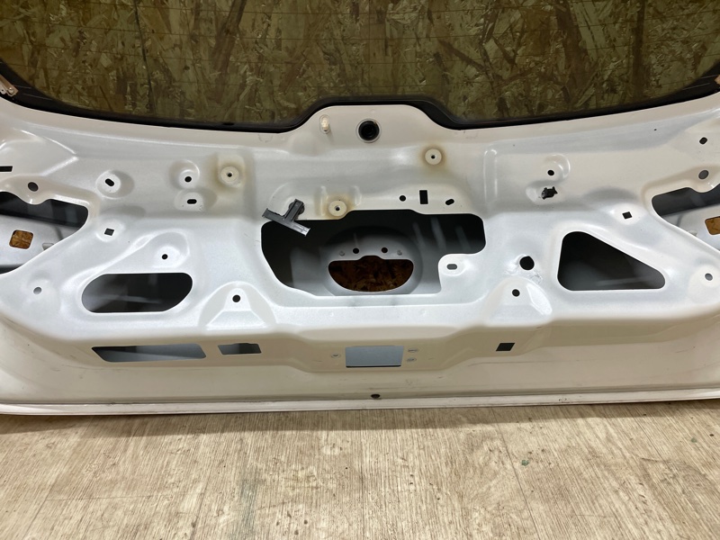 Крышка багажника Mazda Mazda 3 2020 BP