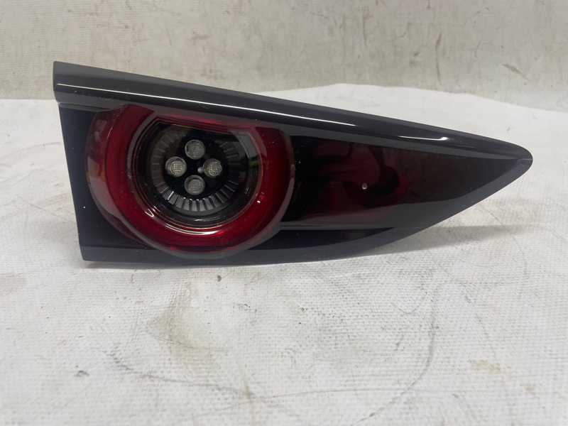 Фонарь Mazda Mazda 3 2020 BP