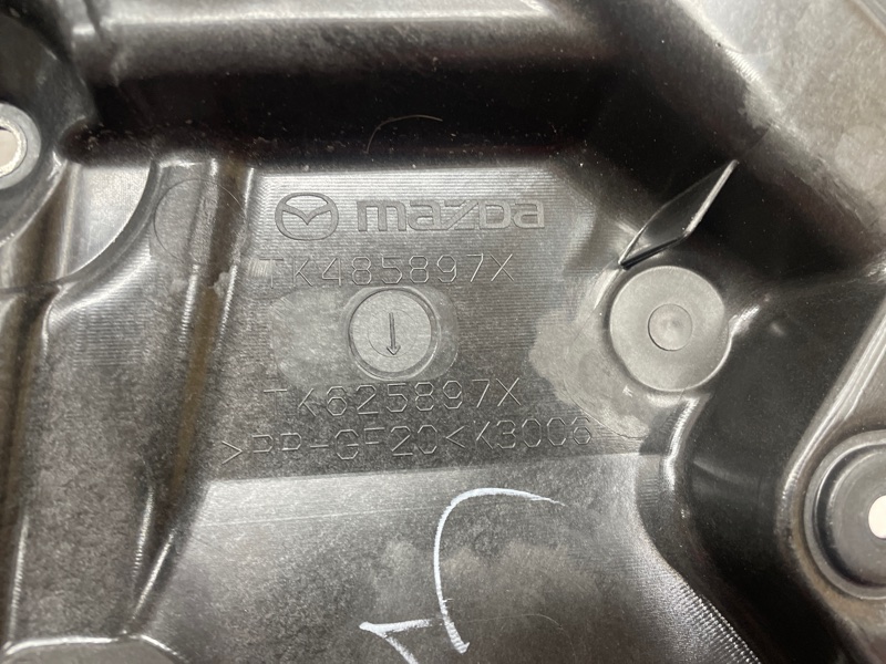 Панель двери Mazda CX-9 TC