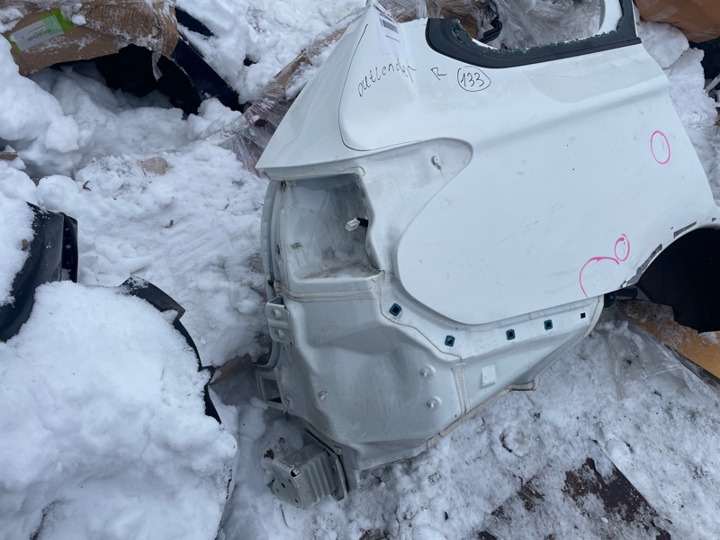 Крыло Mitsubishi Outlander 2021 GF8W