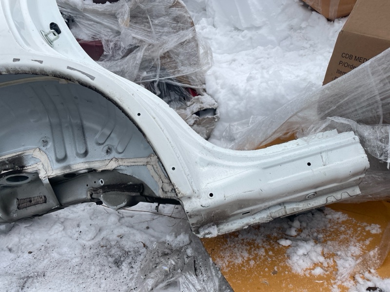 Крыло Mitsubishi Outlander 2021 GF8W