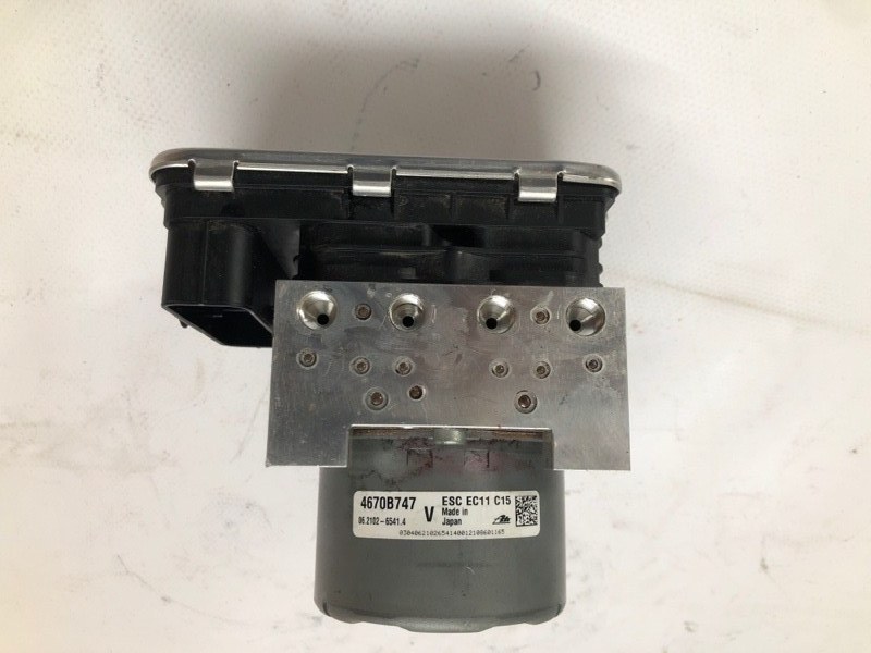 Блок ABS Mitsubishi Outlander 2021 GF8W