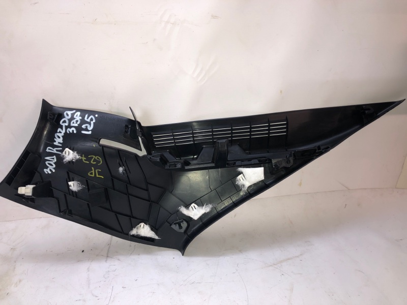 Обшивка стойки Mazda Mazda 3 2020 BP
