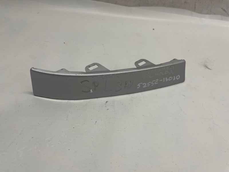 Планка под фонарь Toyota Corolla Spacio 1997-2001 AE111