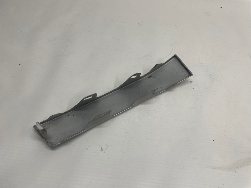 Планка под фонарь Toyota Corolla Spacio 1997-2001 AE111
