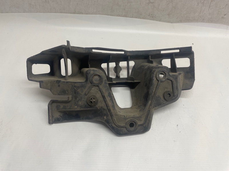 Кронштейн бампера Land Rover Range Rover Sport 2005-2013 L320