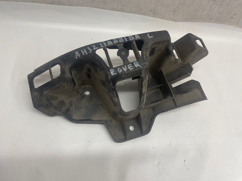 Кронштейн бампера Land Rover Range Rover Sport 2005-2013 L320