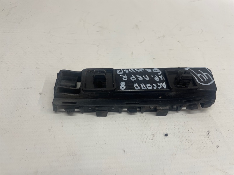 Кронштейн бампера Honda Accord 8 2012 CU2