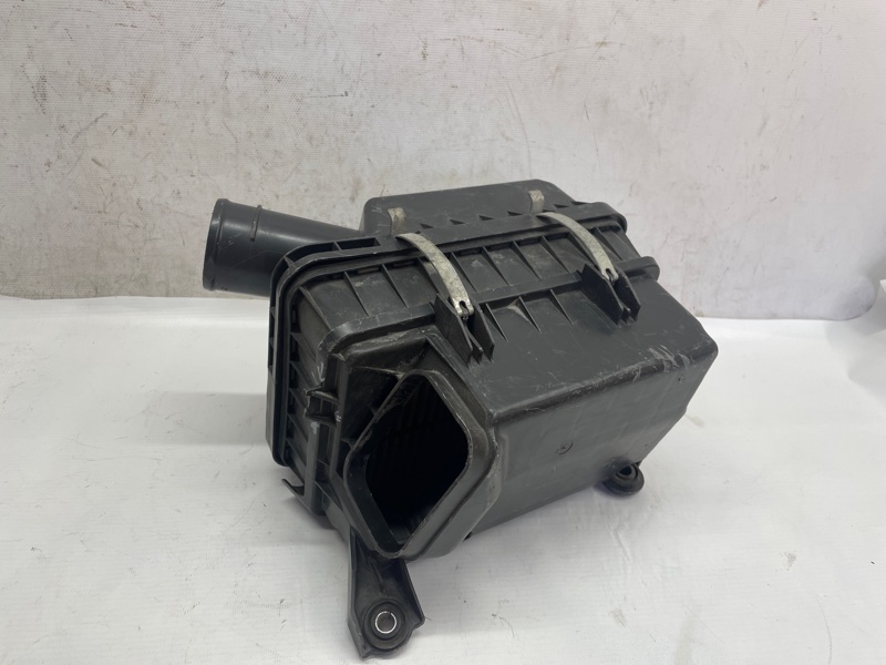Корпус воздушного фильтра Mitsubishi Lancer 2007-2010 CY