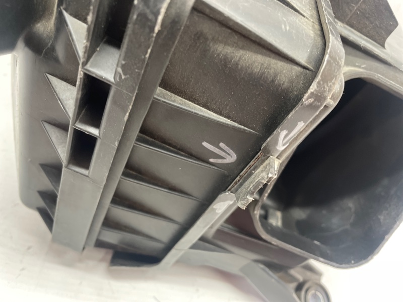 Корпус воздушного фильтра Mitsubishi Lancer 2007-2010 CY