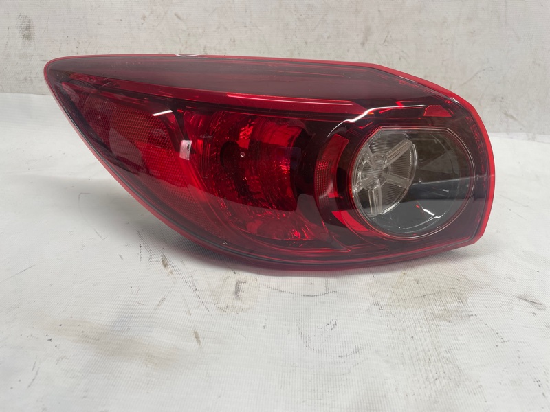 Фонарь Mazda Mazda 3 2015 BM