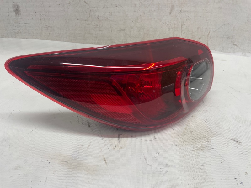 Фонарь Mazda Mazda 3 2015 BM