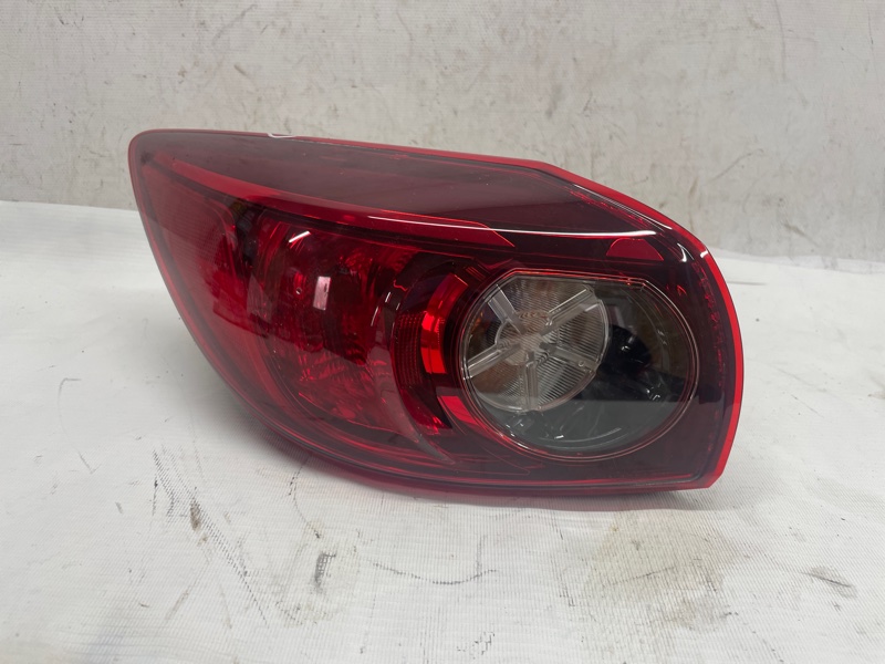 Фонарь Mazda Mazda 3 2015 BM